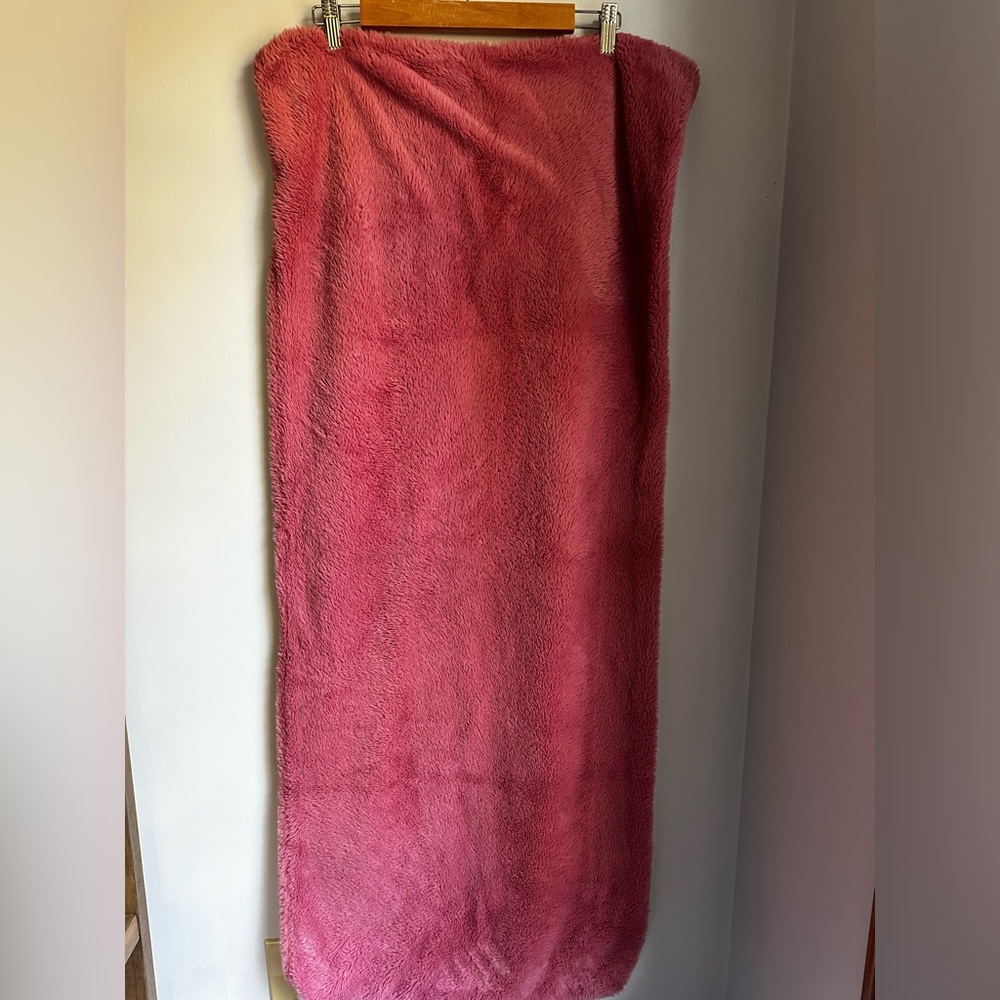 Body Pillow Cover Pink